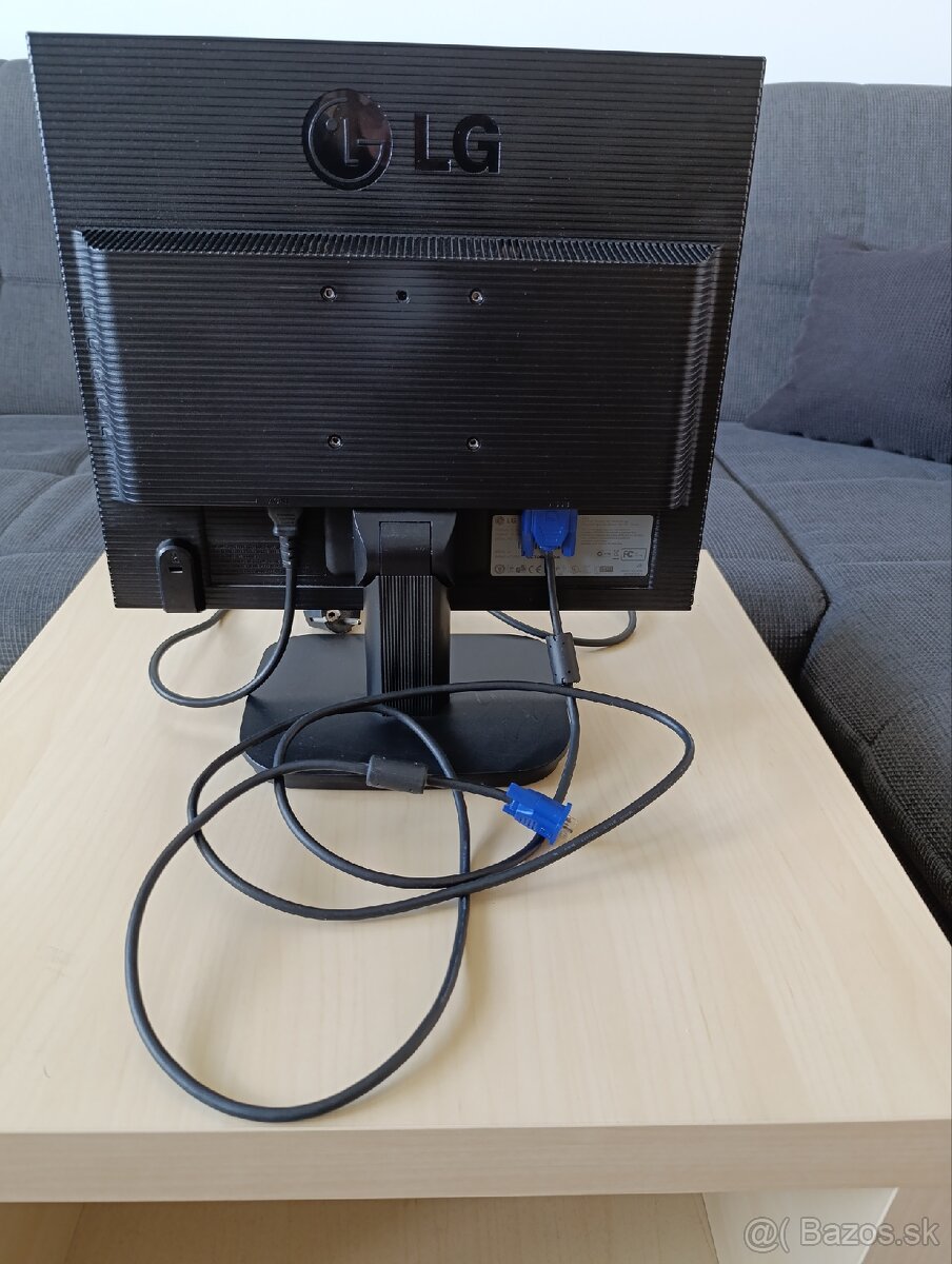 Monitor LG FLATRON L1718S - 5