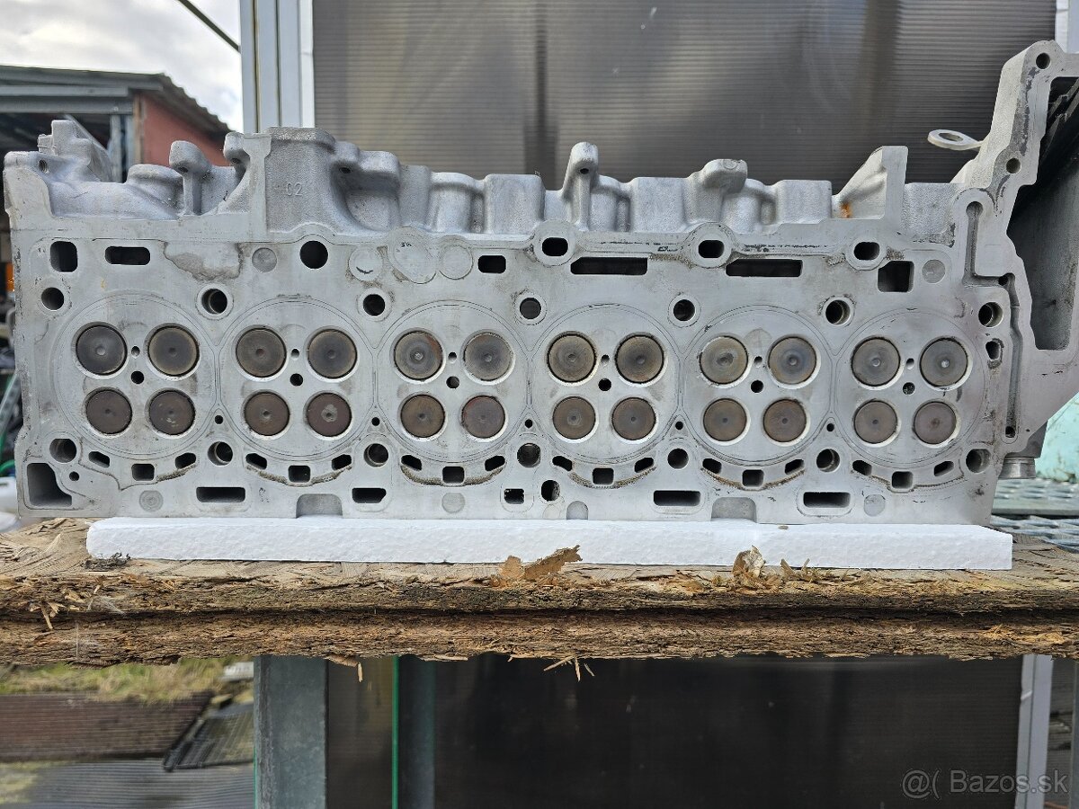 Hlava Bmw N57D30A - 5