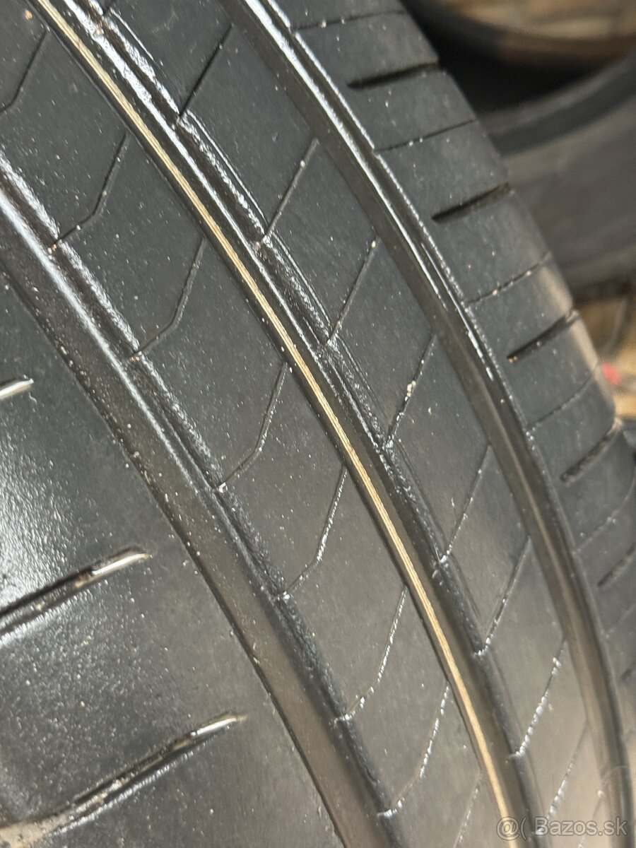 Bridgestone 215/55/ r18 - 5