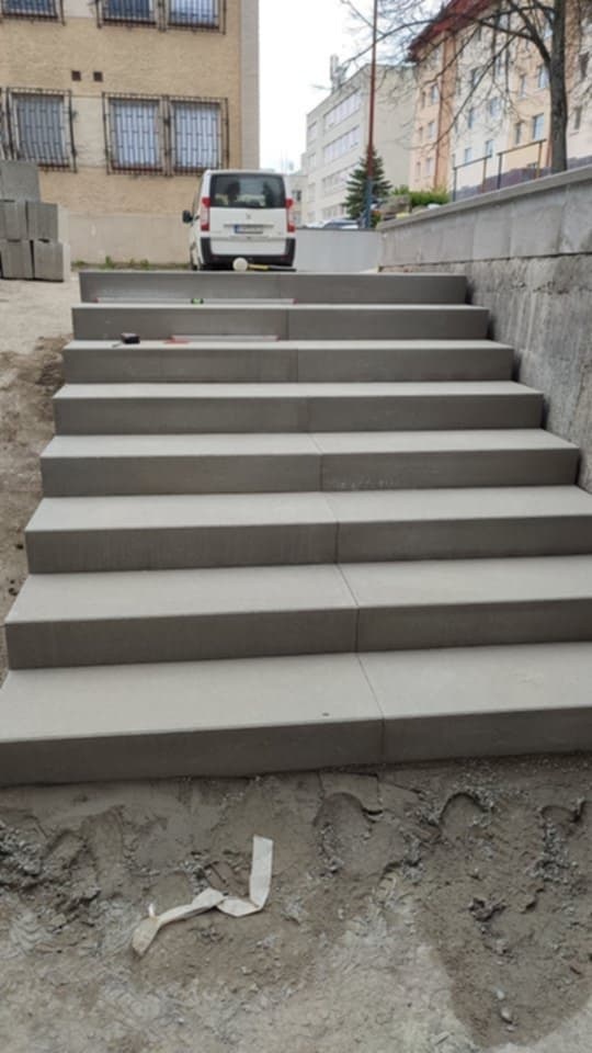 Rekonstrukcia bytov a RD - 5