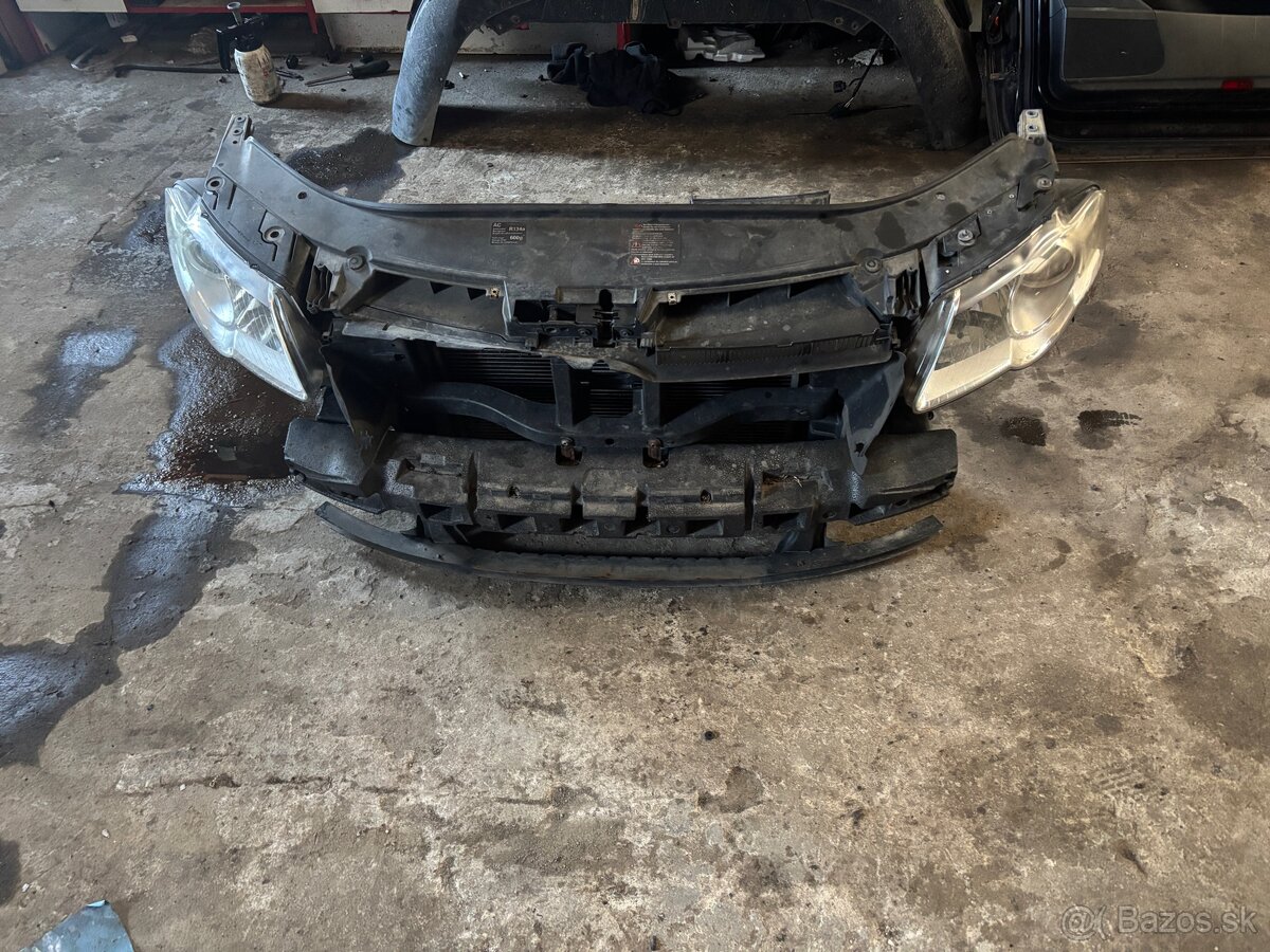Predám diely na VW passat b6 - 5
