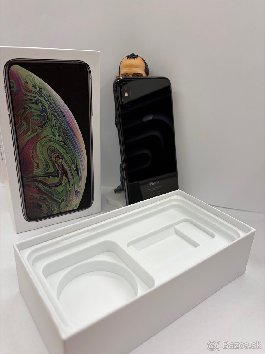iPhone Xs Max Space Gray - 256 GB - 5