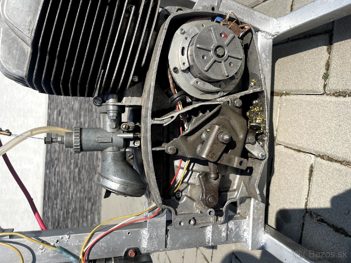 Motor ČZ 175/477 - 5