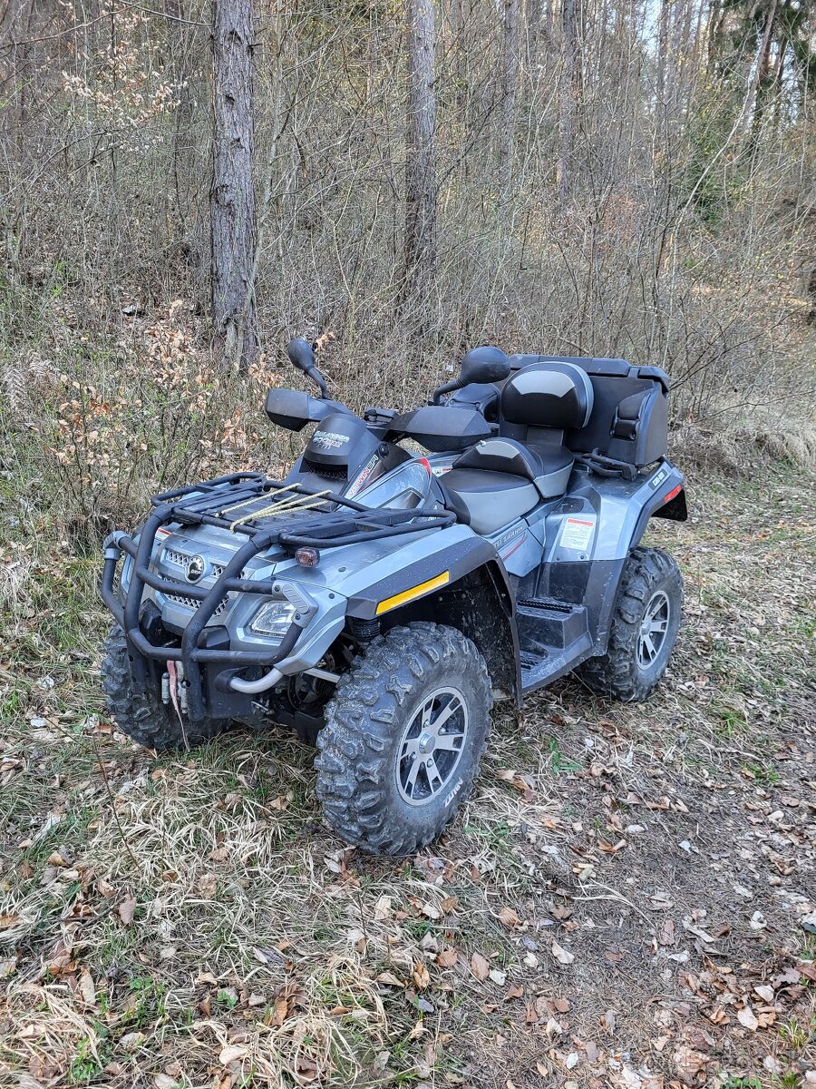 Can-am outlander 8oo max