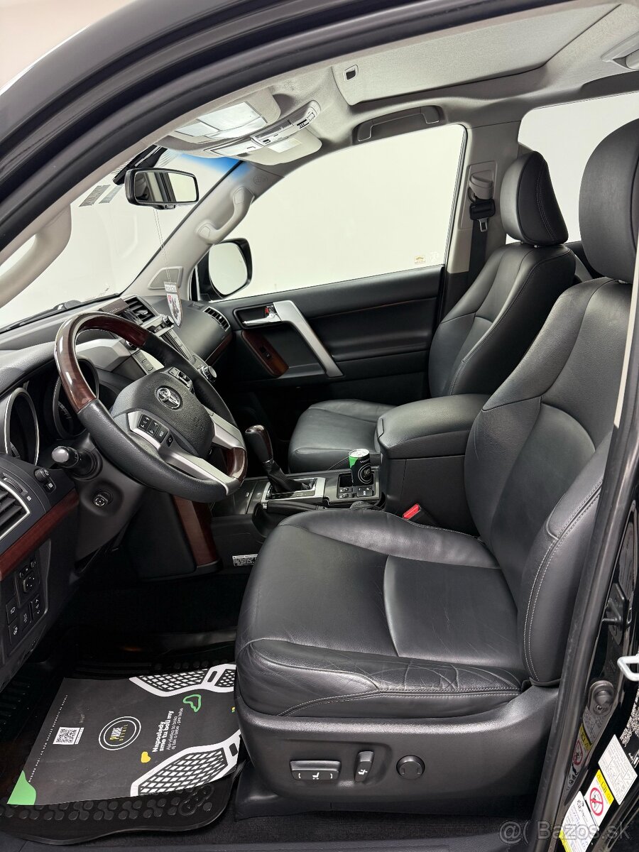 Toyota Land Cruiser 2.8 D-4D Executive A/T