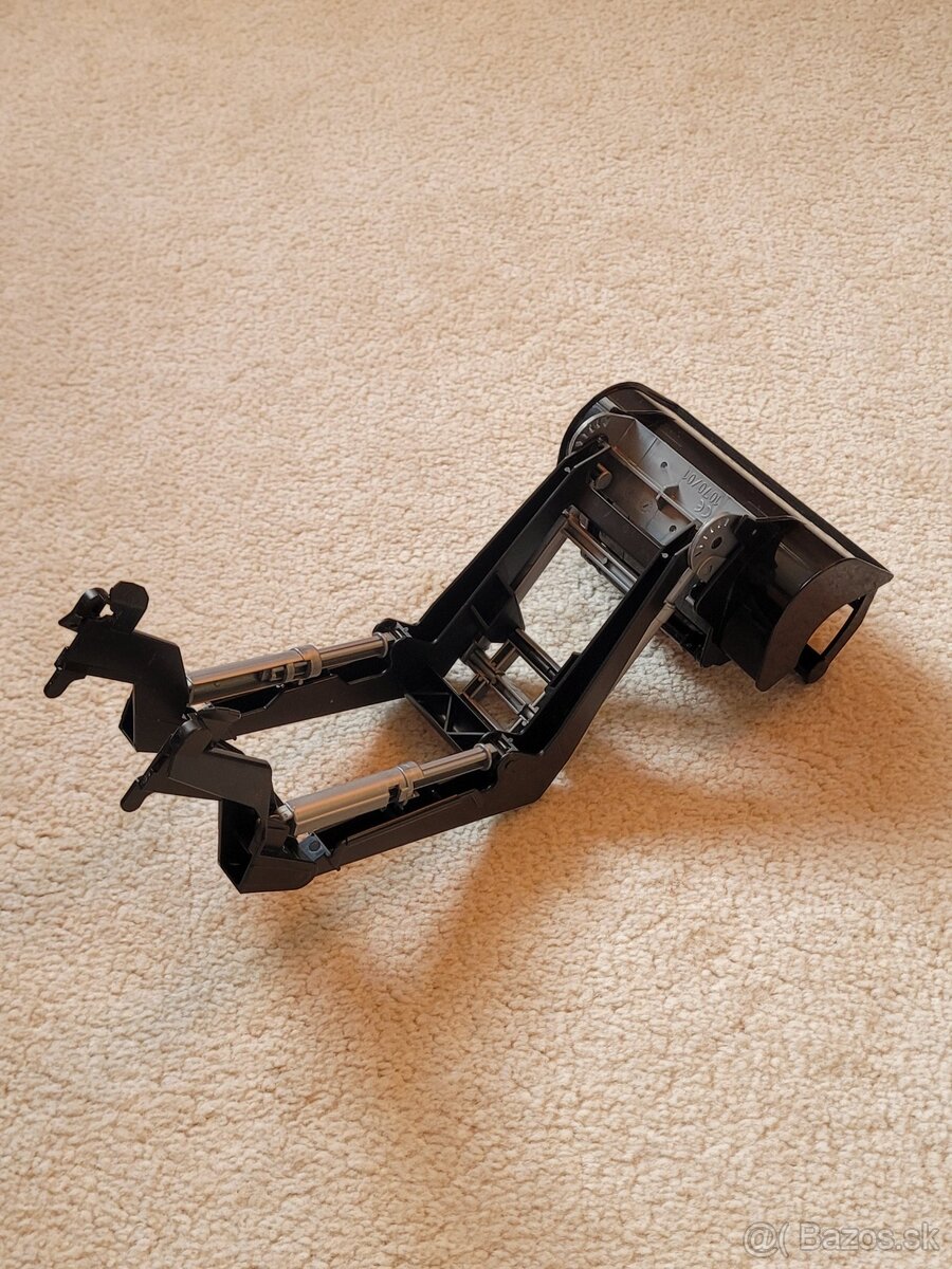 Celny nakladac pre traktory Bruder - 5