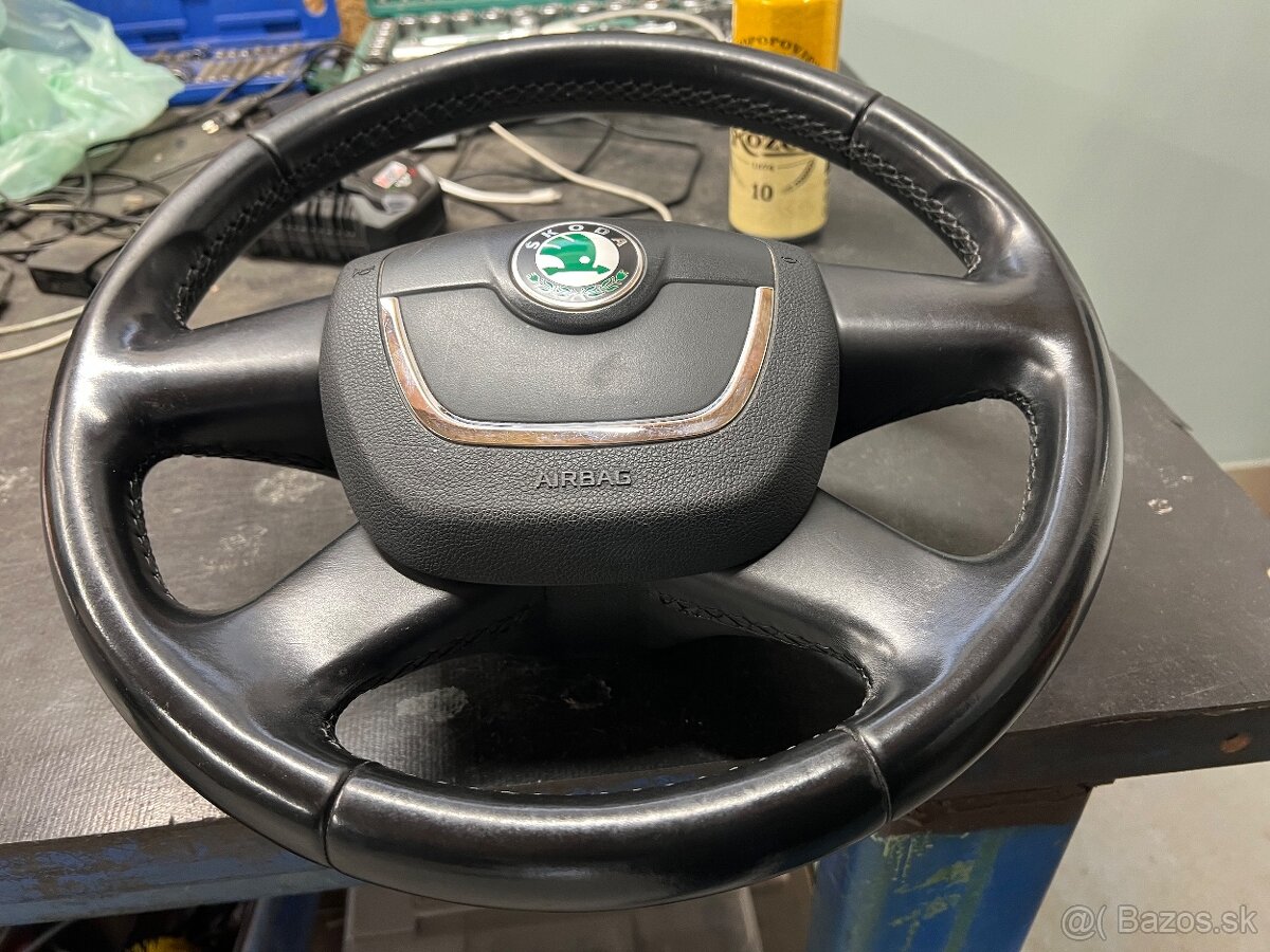 Predám zachovalý volant do Škoda octavia 2 facelift - 5