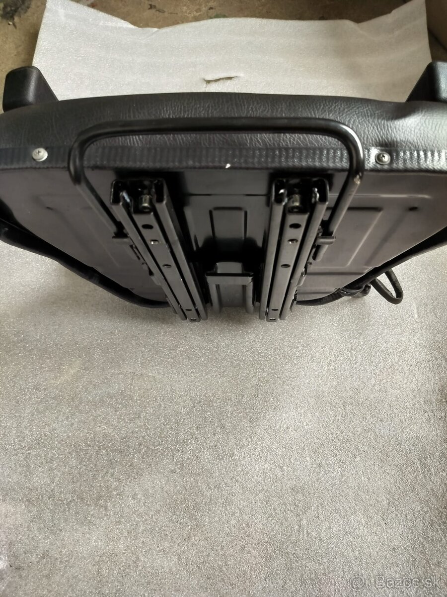 Vyhřívaná sedačka pro jeřáby s opěrkami, 24V - 5