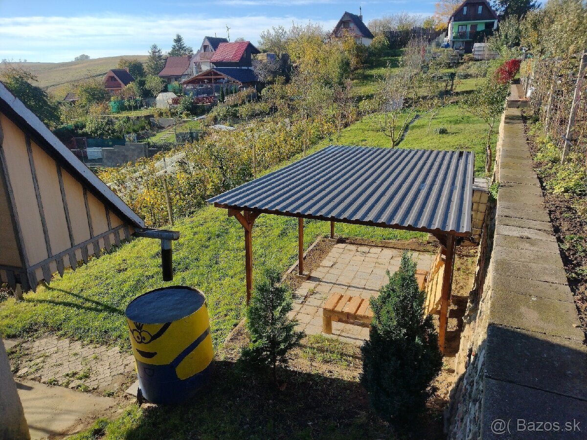 PREDÁM ZÁHRADKU S CHATOU V HOLÍČI. - 5