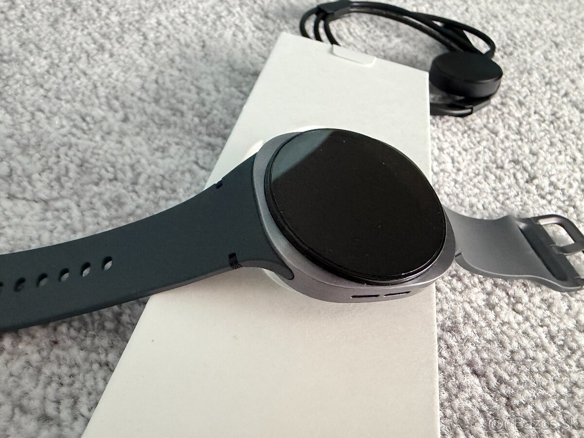 Samsung Galaxy Watch 8 40mm Graphite - NOVÉ - 5