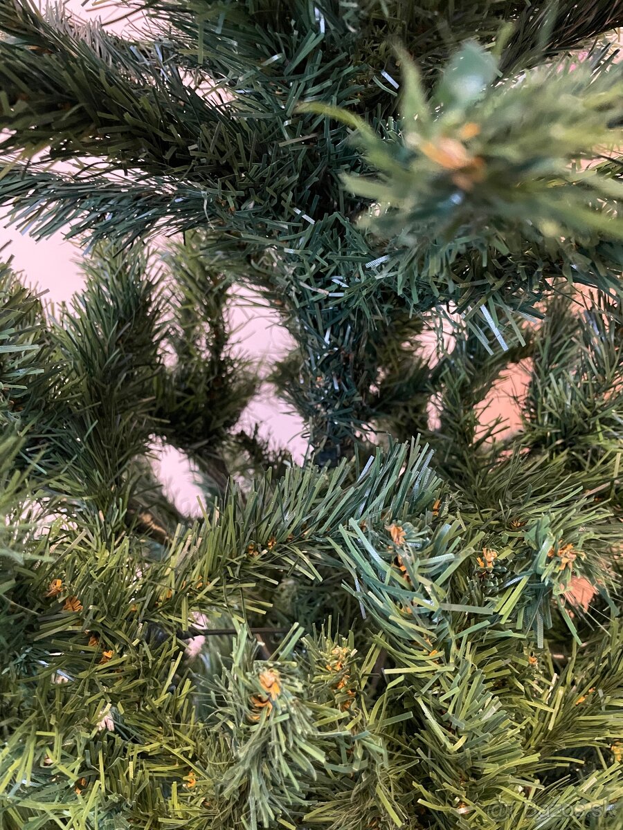 Predám umelý vianočný stromček 180cm JEDĽA - 5