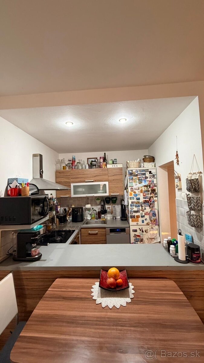 Predám krásny slnečný byt - 5