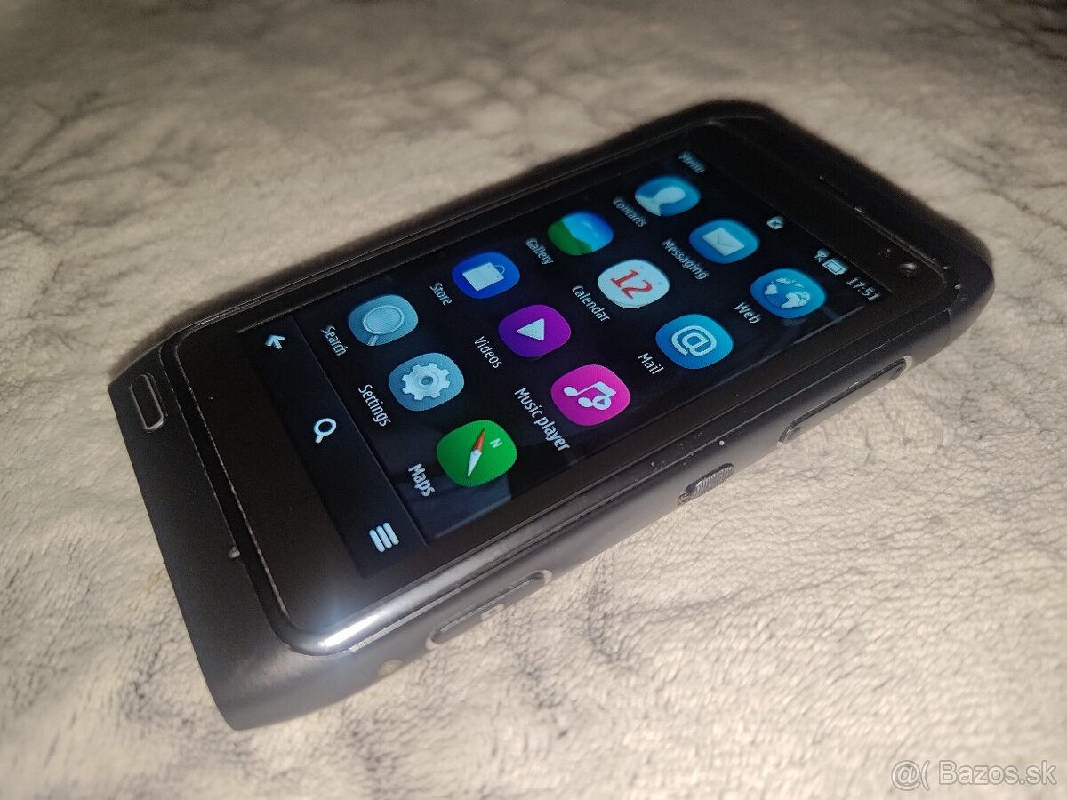 Nokia N8 - 5