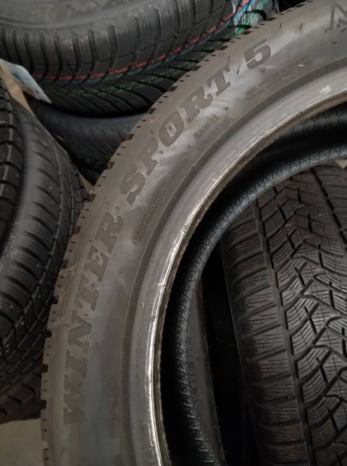 215/50 R 18 zimné + alu disky. - 5