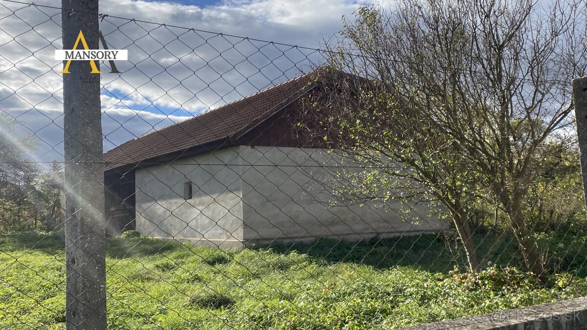 Na predaj váľkový dom za 31 000 eur na pozemku 2 608 m2 - 5