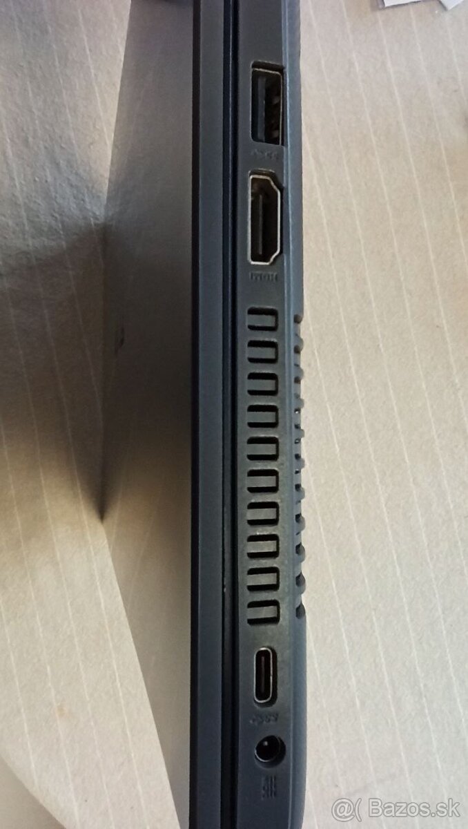 ASUS M509D – 12GB RAM, 1TB HDD, 500GB SSD, AMD Ryzen 3 - 5