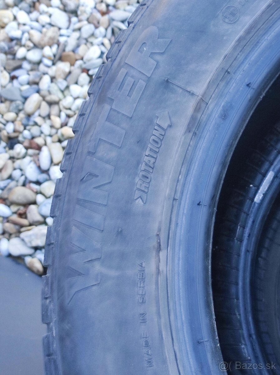 Pneumatiky zimné 235/55 R17 - 5