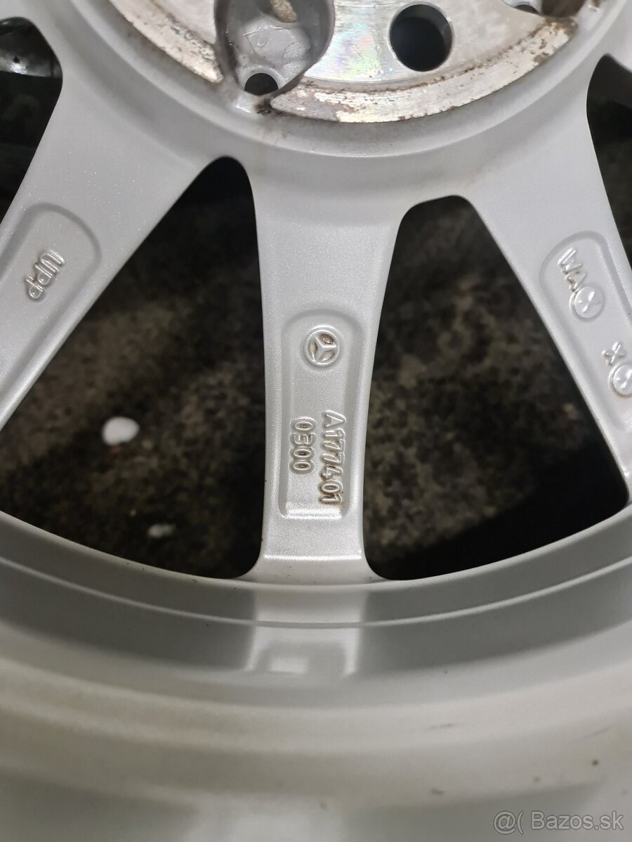 5X112 R17 + ZIMNE PNEU 205/55 R17 MERCEDES-ŠKODA - 5