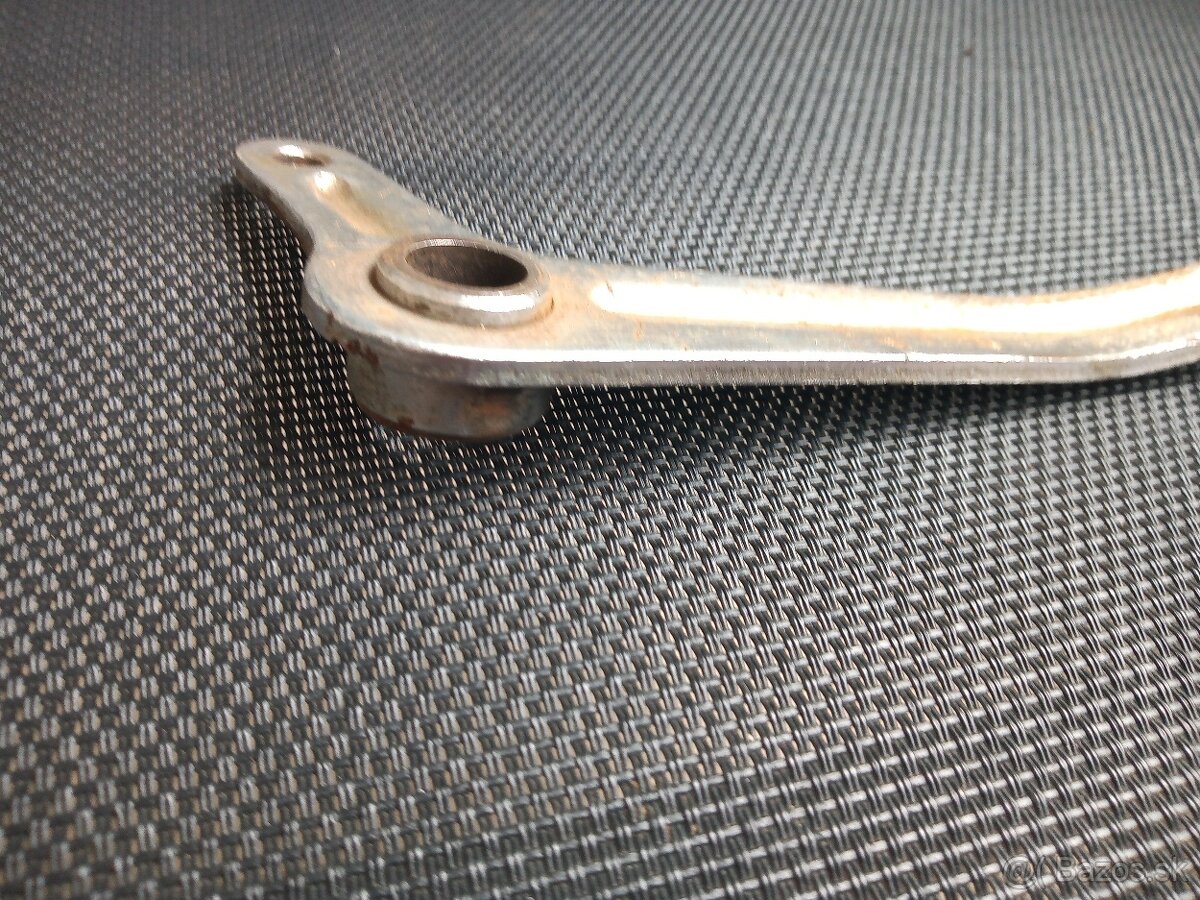 predám páku zadnej brzd.na Jawa 550 - 5