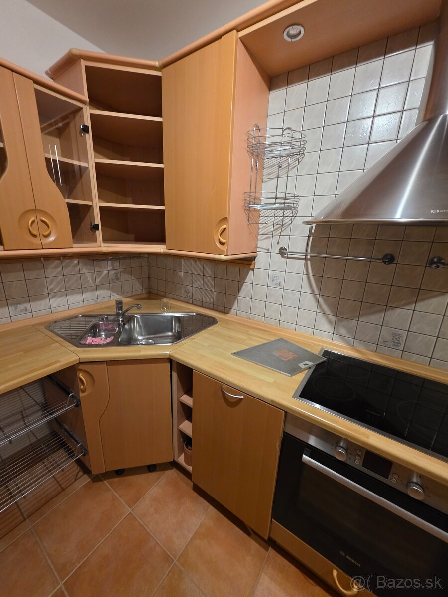 Kuchynská linka komplet - 5