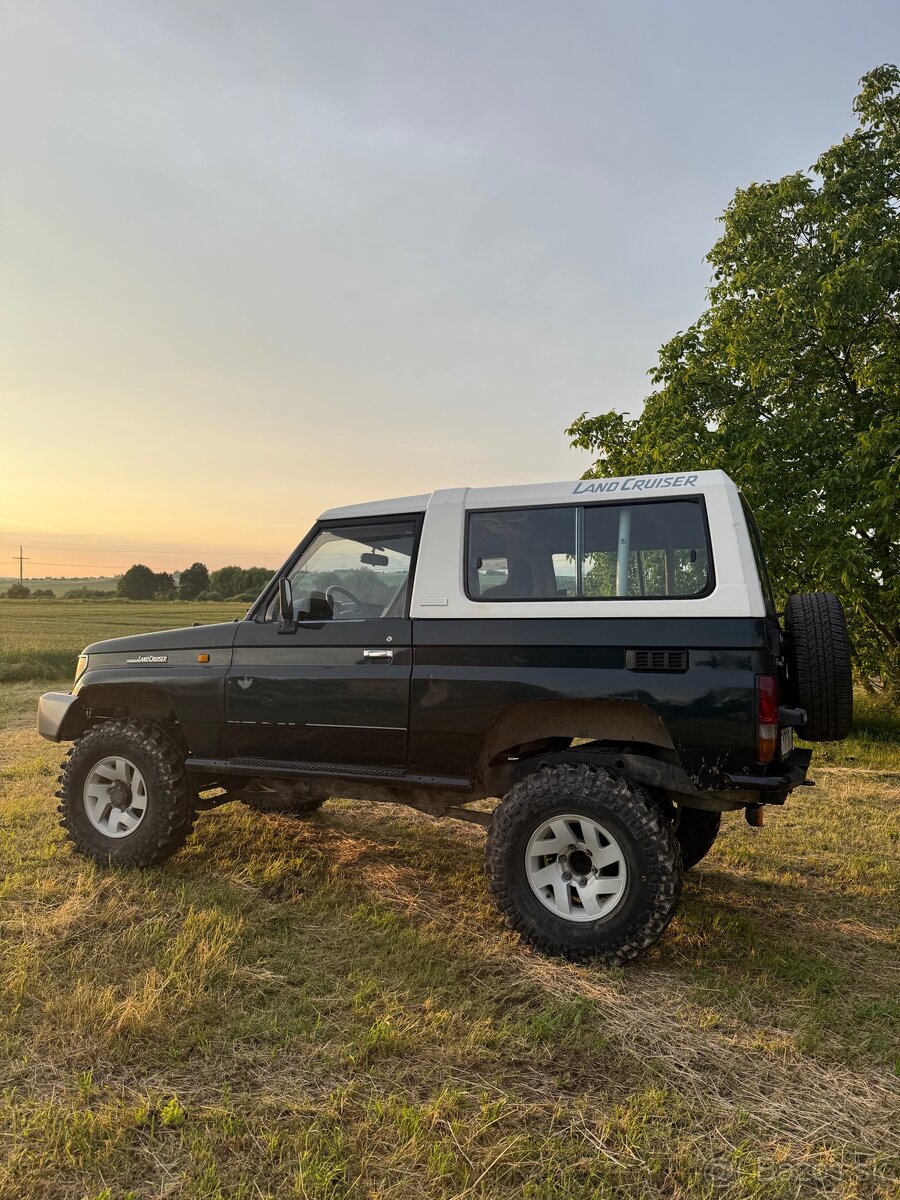 Toyota Land Cruiser KZJ 73
