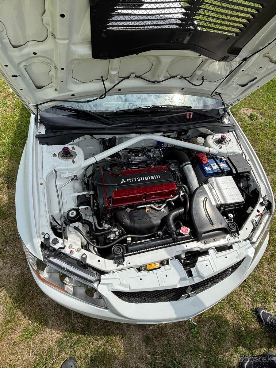 Mitsubishi Lancer Evo IX R4 - 5