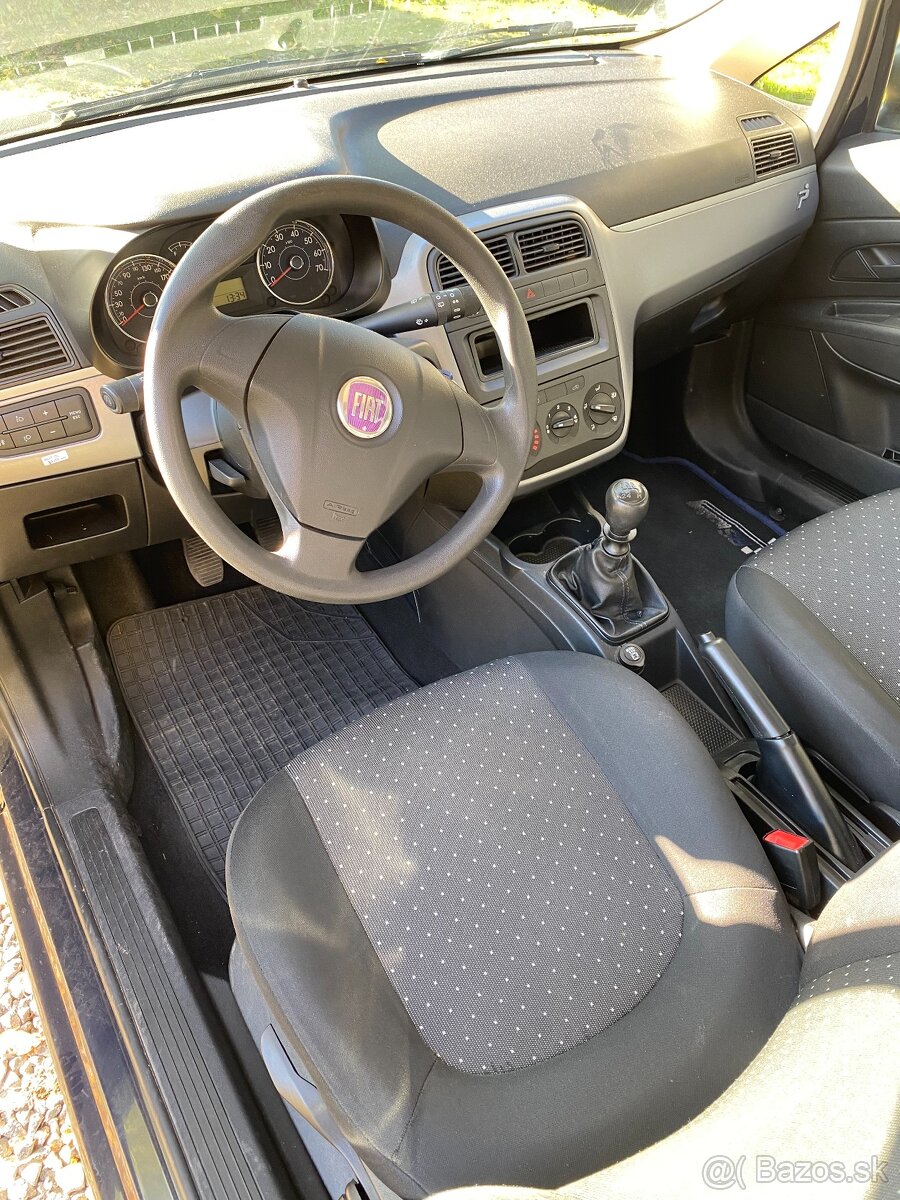 Predám Fiat Punto 1.2 benzín - 5