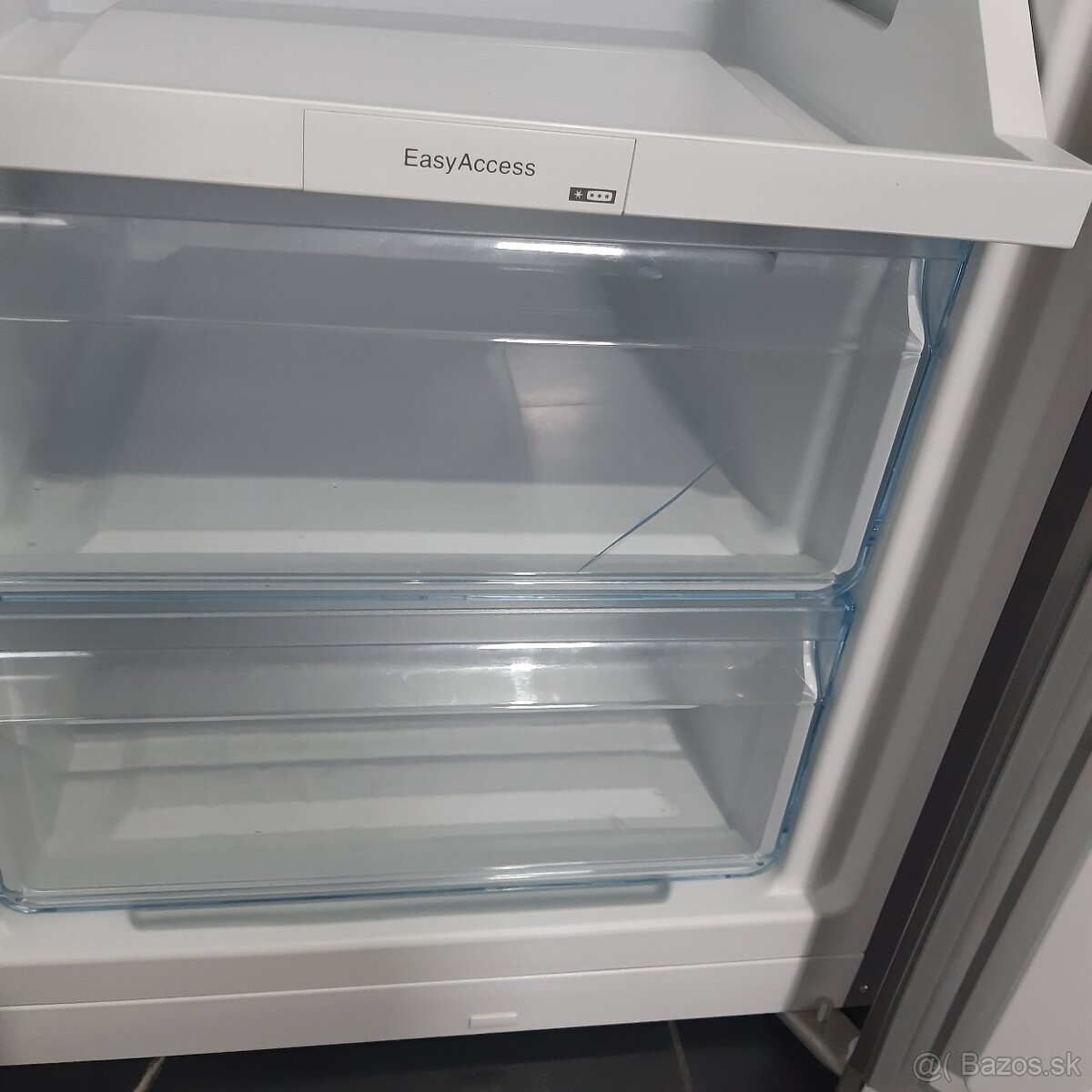 Chladnička s mrazničkou bosch - 5