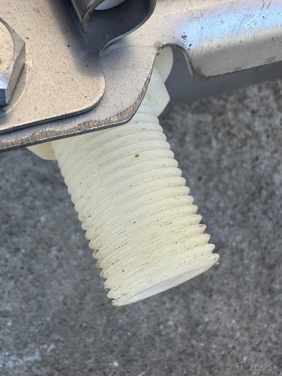 Predám napájadlo na koňa / hospodárske zvieratá - 5