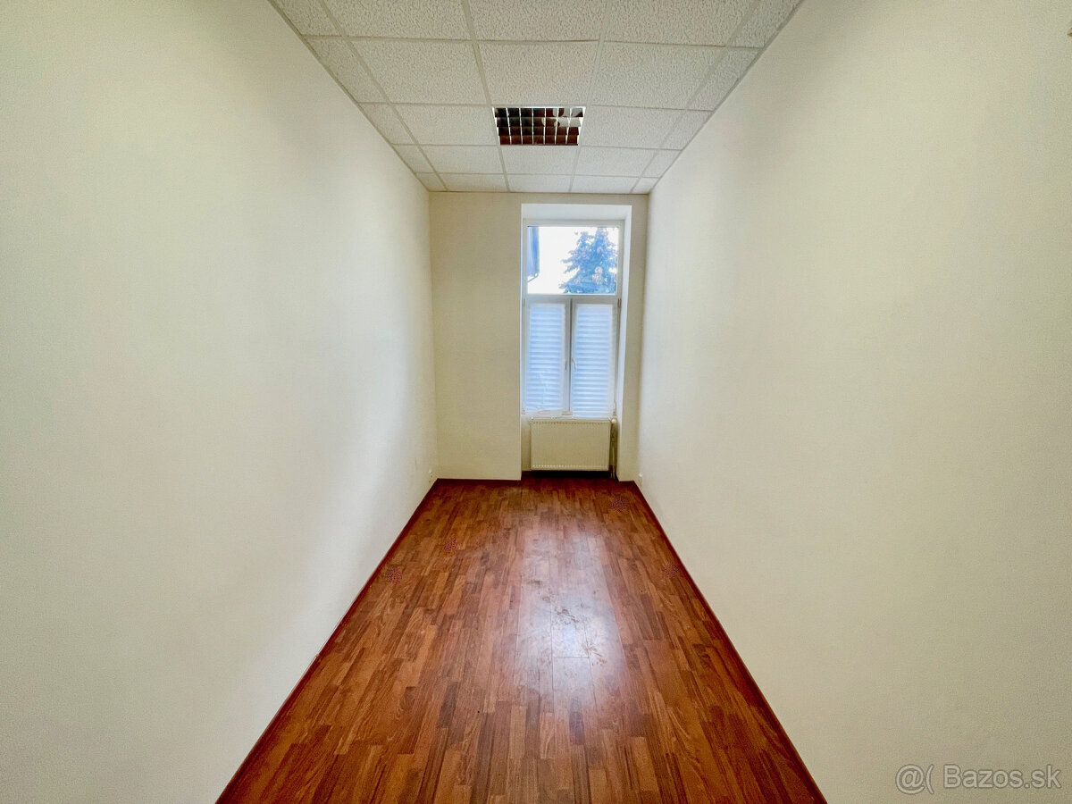 Kompaktná kancelária - 10 m2 - centre mesta - 5