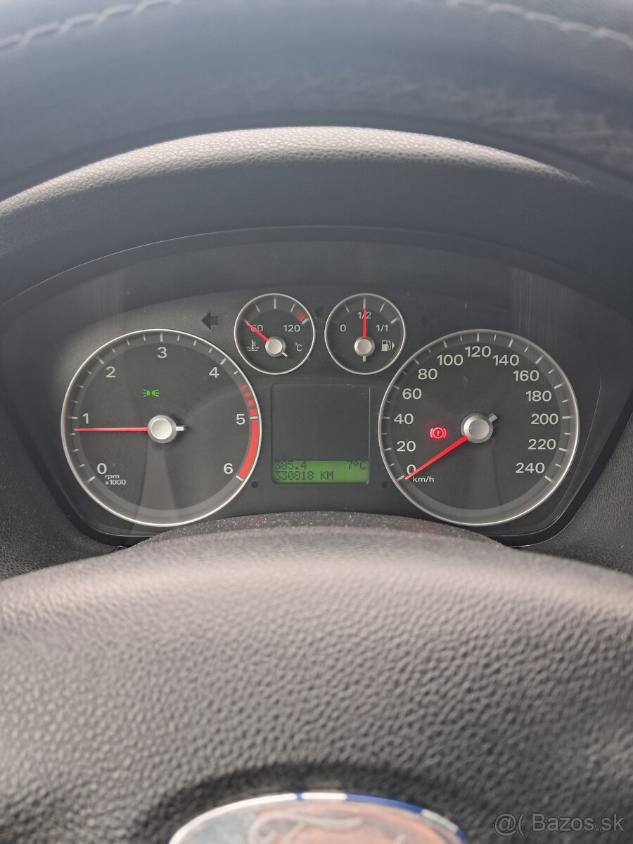 Ford Focus Kombi - 5