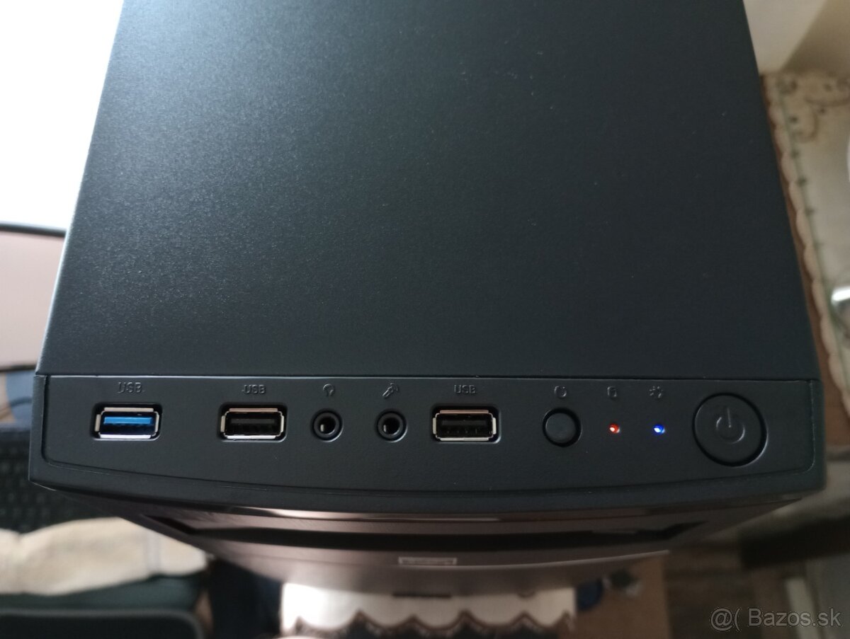 Nový, malý, herný počítač - 5