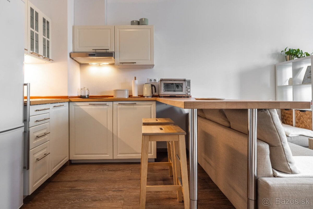 Realitný kancelária REALADR s.r.o. - 5