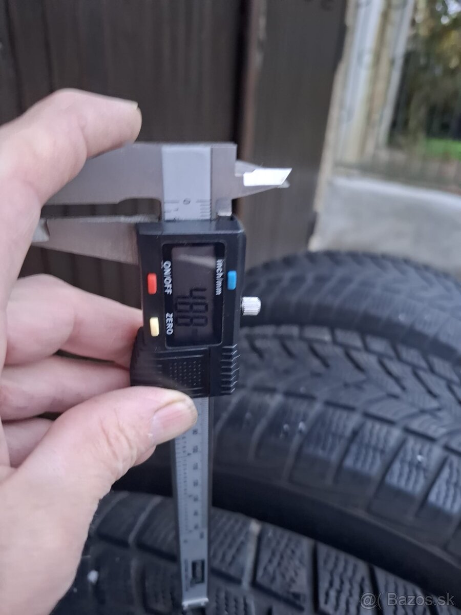 4x zimné pneu Good Year UltraGrip Performance 235/65 R17 - 5