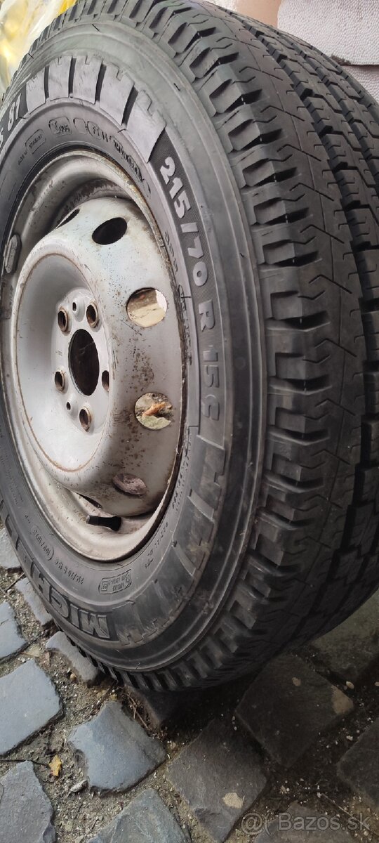 Michelin 215 70 R15C M+S
215/70 R 15 C 109 R letní
- 5