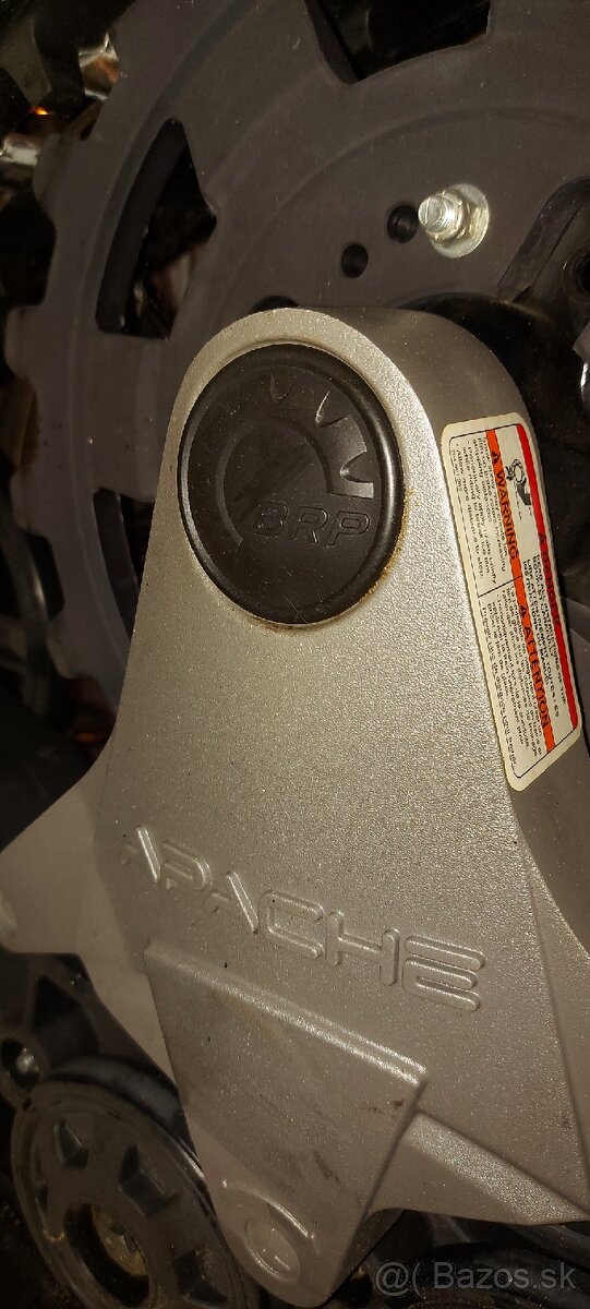 Can am snežné pásy