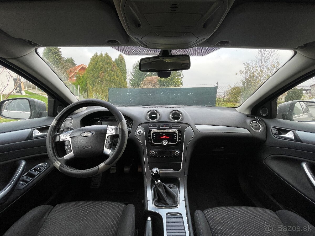 Ford Mondeo (2011) 2.0 TDCi Titanium Hatchback, 103kW - 5