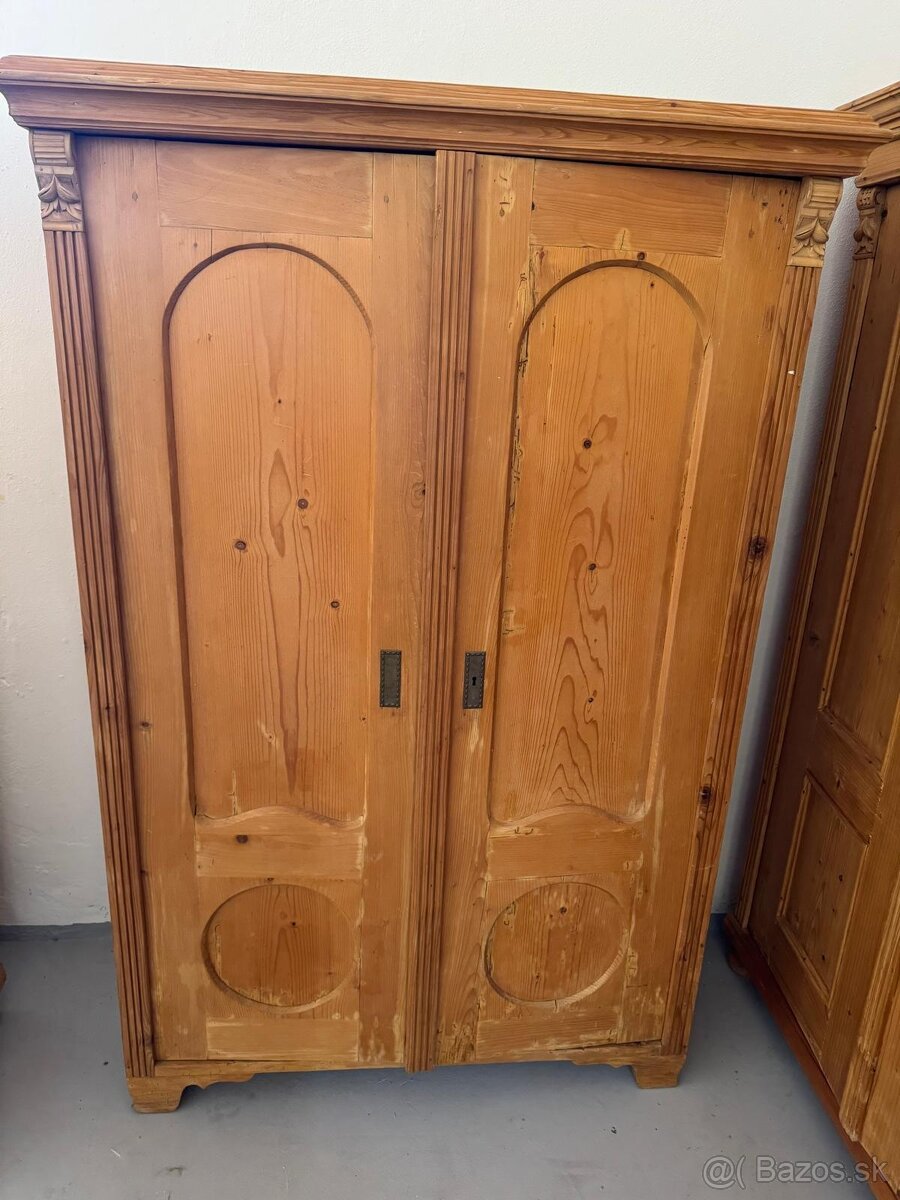 Predám starožitné skrine štýl altdeutsche v zachovalom stave - 5