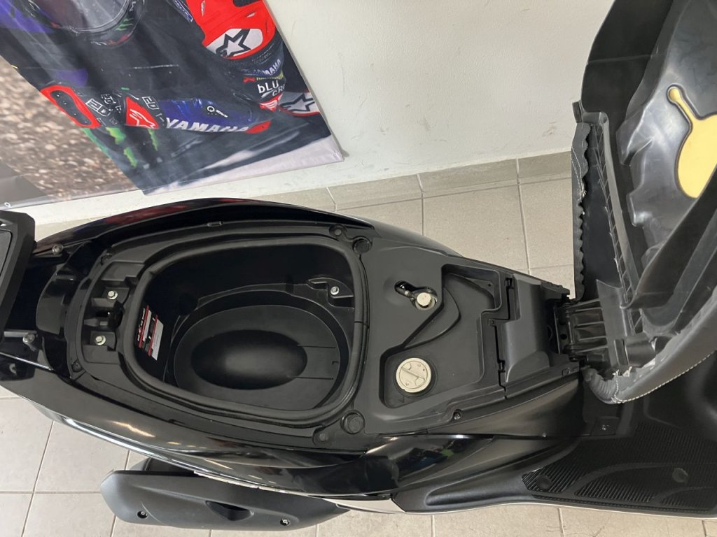 Yamaha Tricity 125 - 5