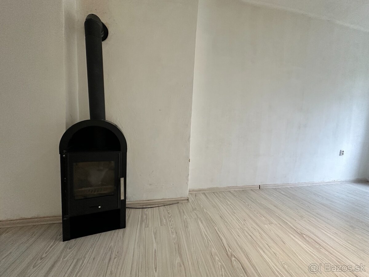 PREDAJ - 2 izbový byt, Letná ulica, Plešivec - 5