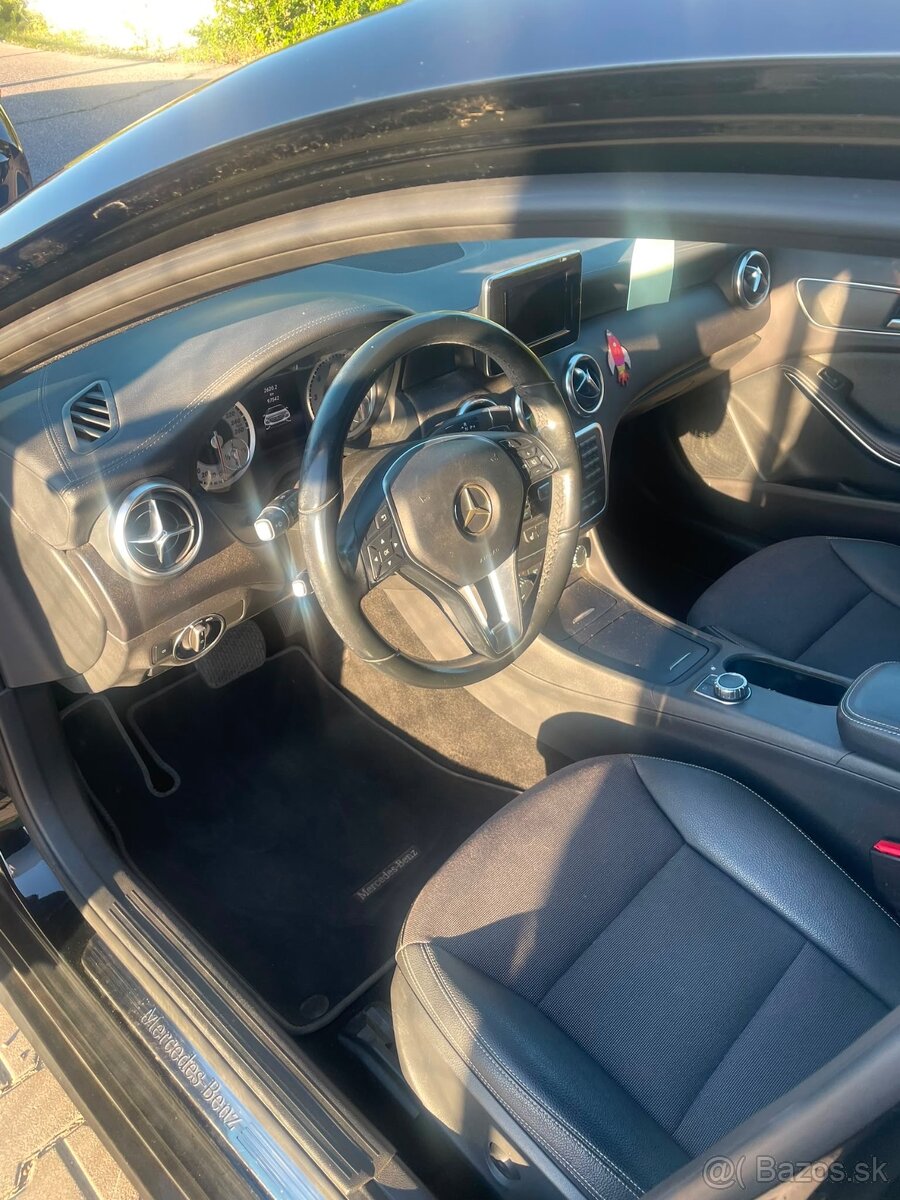 Mercedes A - 5