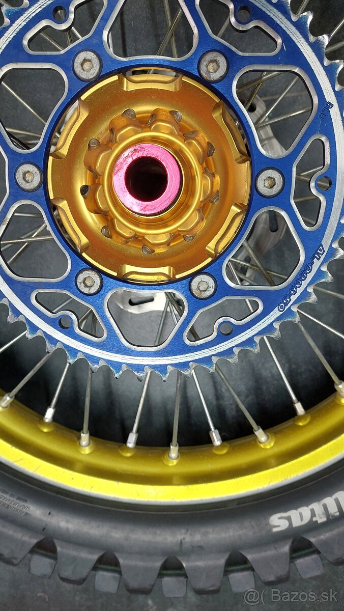 SUZUKI RMZ Kolesá