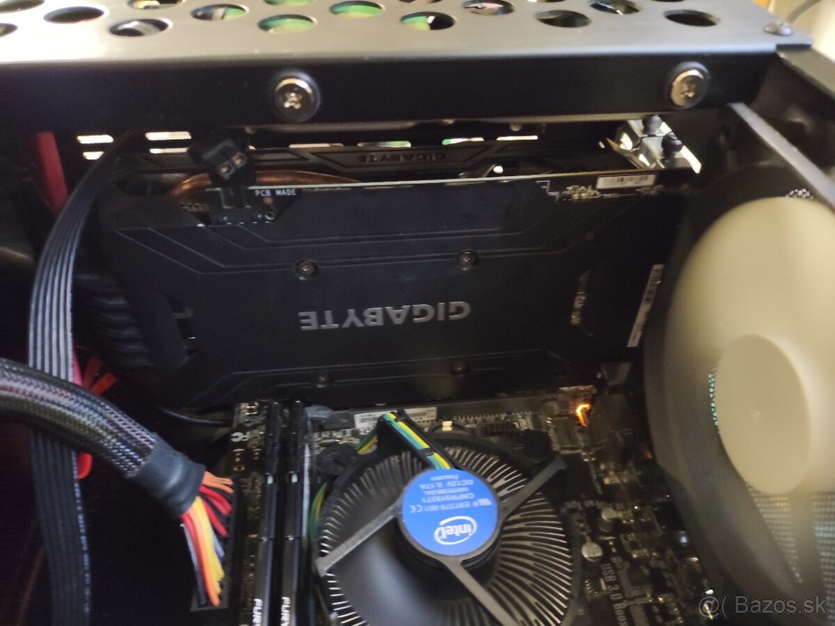 Kompaktny počítač - 5