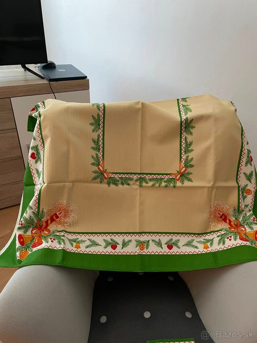 Obrusy 4, ks / AKO NOVE / - 5