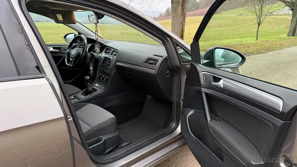 Volkswagen Golf VII 1,2TSI 12/2016 - 5