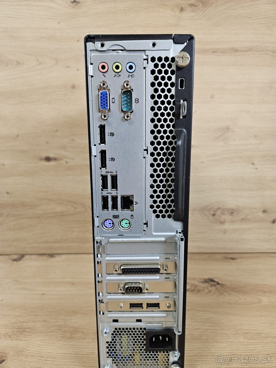 Lenovo M715s AMD A8 / 8GB RAM / 256GB SSD - 5