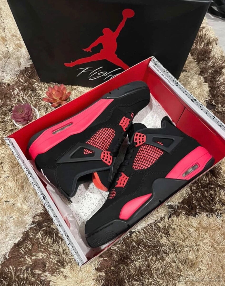 Jordan 4 RETRO Red - 5