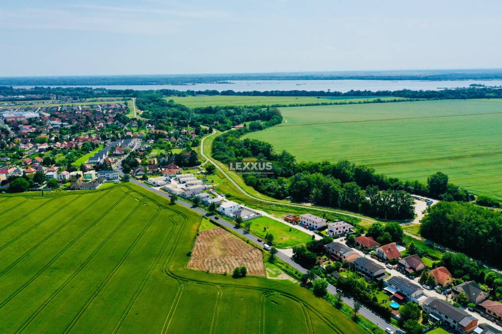 | skvelá investičná príležitosť - pozemky pre rodinné domy, - 5