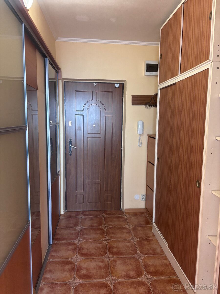 1,5 izbový byt - Nad jazerom - 5