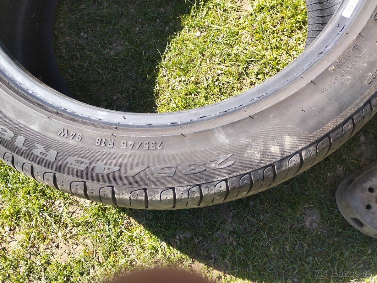 Letné pneumatiky 235x45r18 - 5